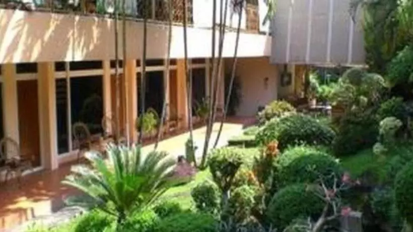 Hotel Safari