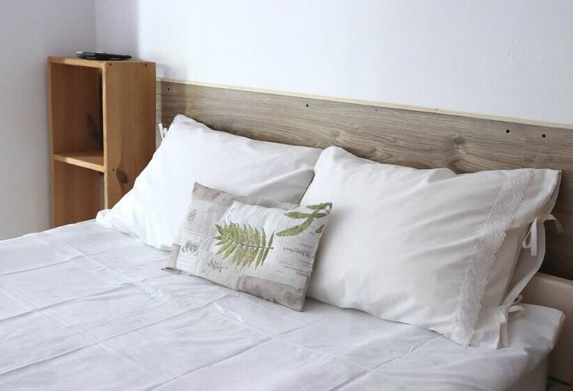 تختخواب و صبحانه Maison Blanche Kyiv City Center