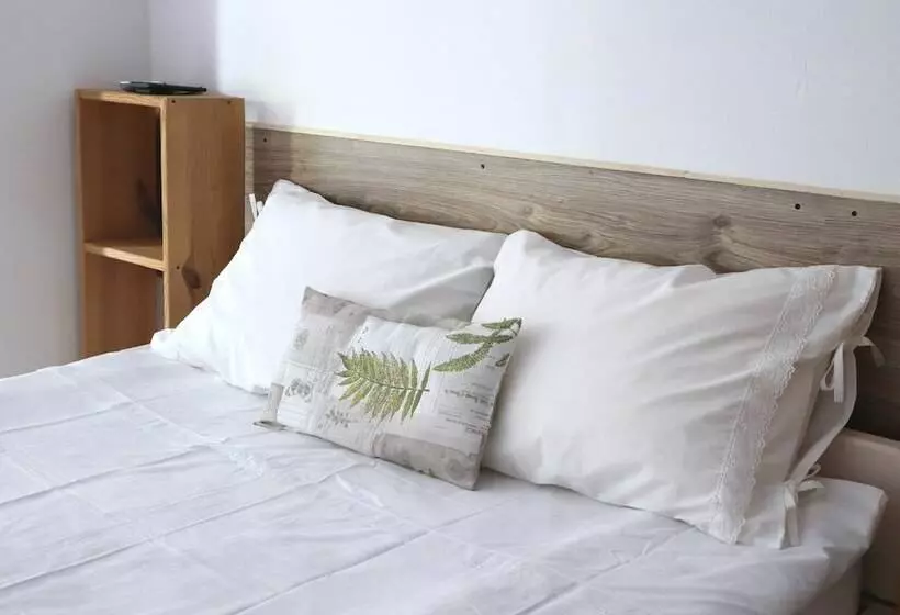 Aamiaismajoitus (B&B) Maison Blanche Kyiv City Center