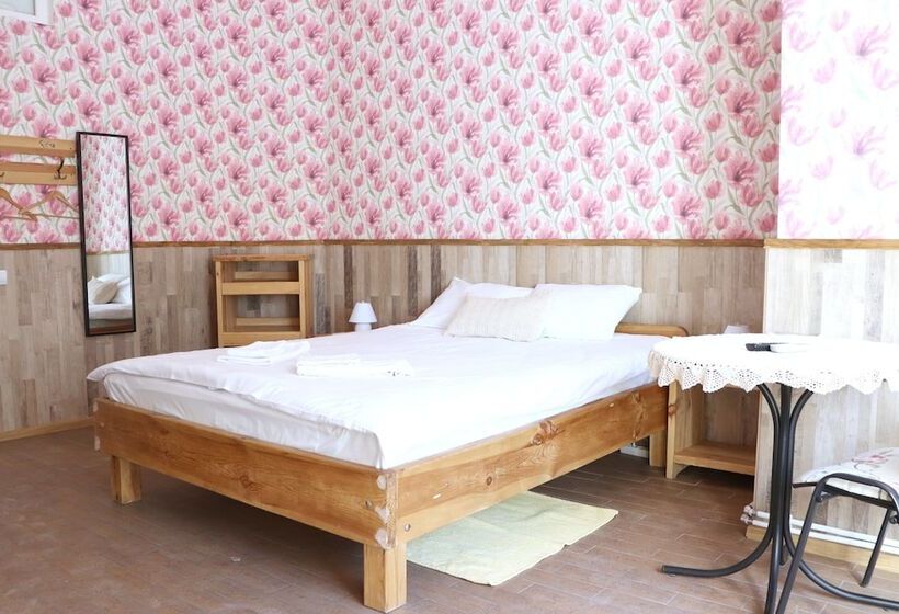 تختخواب و صبحانه Maison Blanche Kyiv City Center