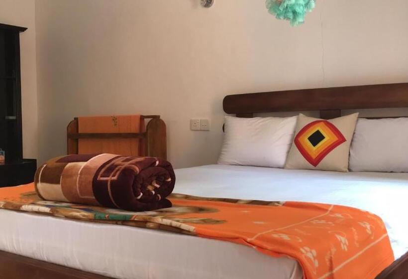 تختخواب و صبحانه Peters Inn