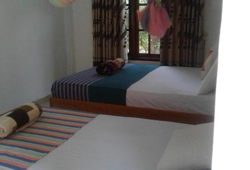 تختخواب و صبحانه Peters Inn