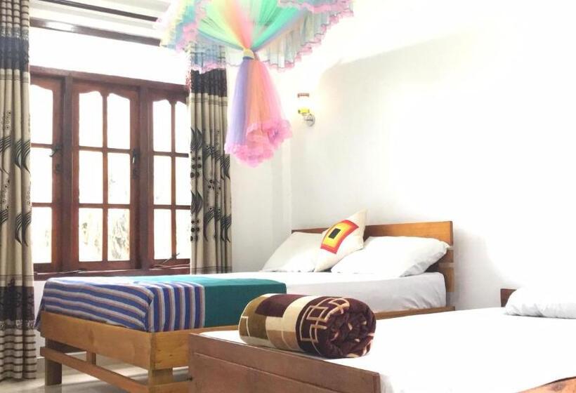 تختخواب و صبحانه Peters Inn