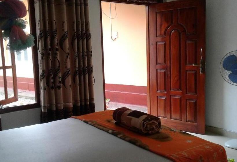 تختخواب و صبحانه Peters Inn