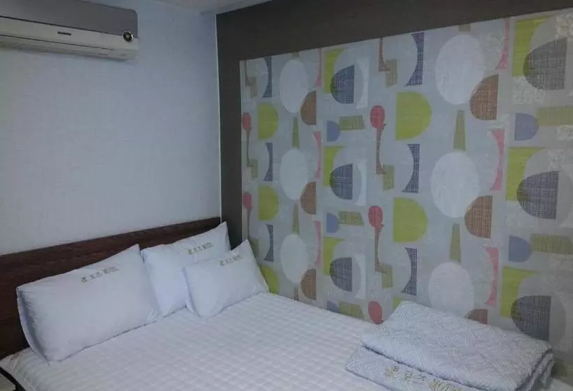 Egg Motel