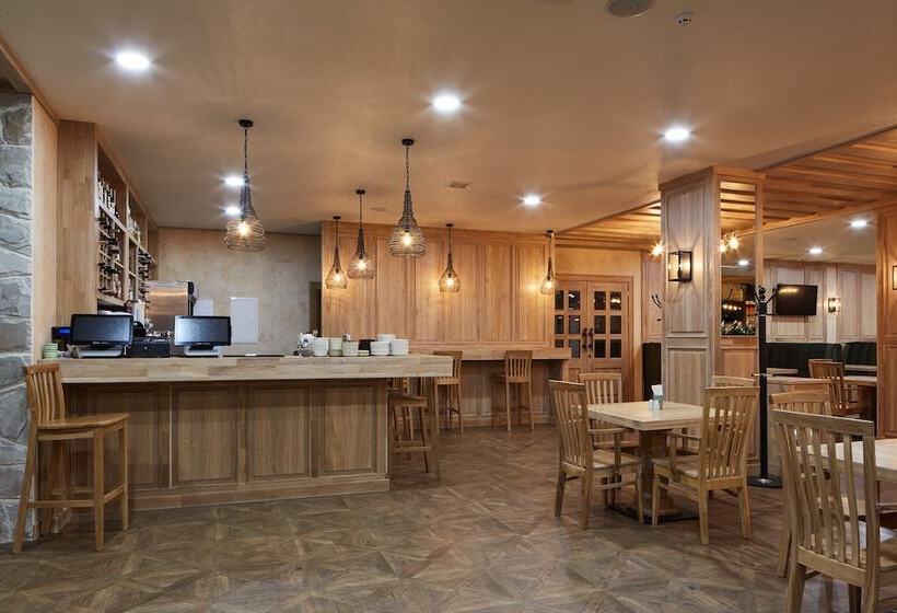 בית מלון כפרי Ganz & Spa