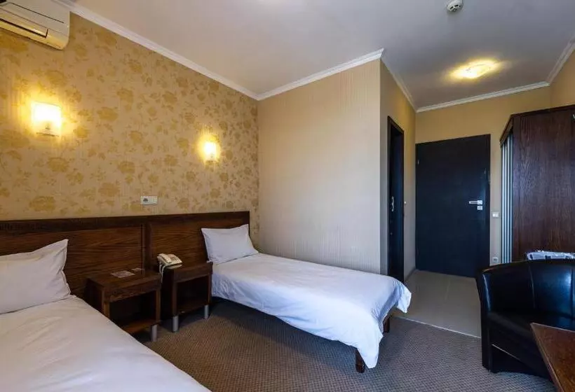 Hotel Kamelot