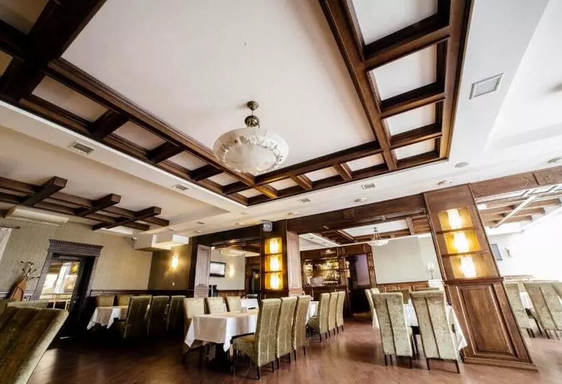 Hotel Kamelot