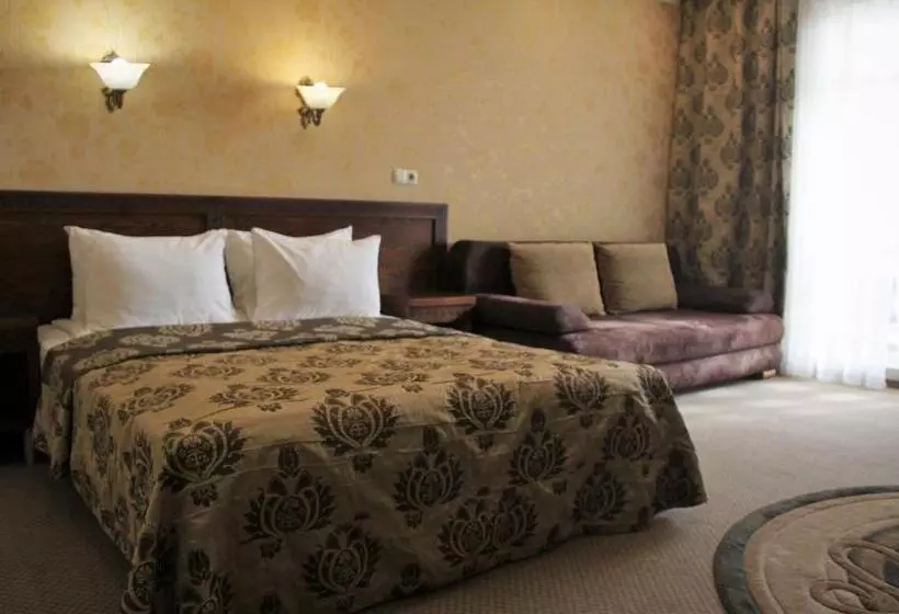 Hotel Kamelot
