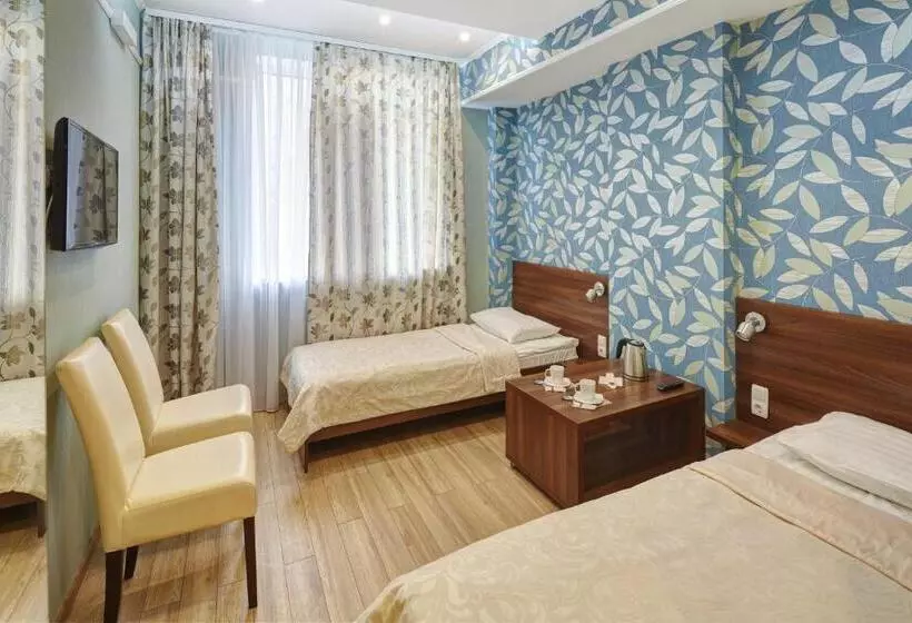 Hotel Three Crowns