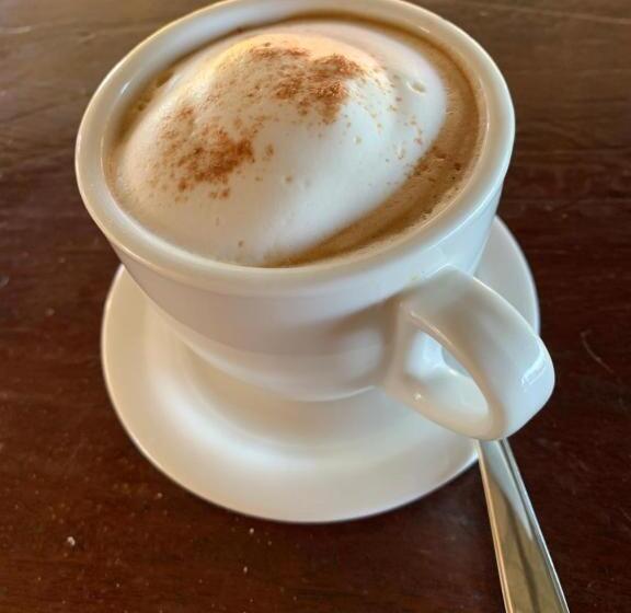 پانسیون Crazy Gecko Dondet