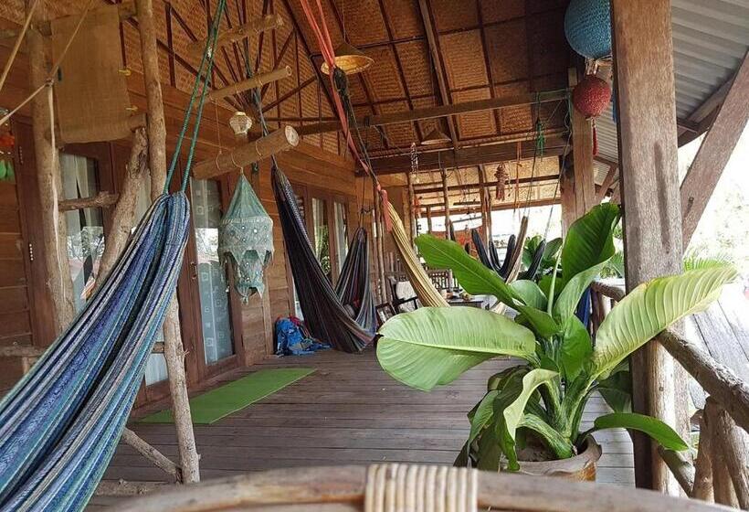 پانسیون Crazy Gecko Dondet