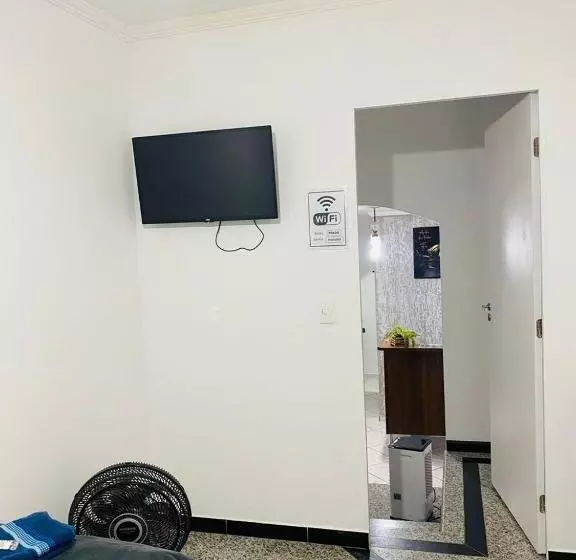ホテル Hostel Anprado 3