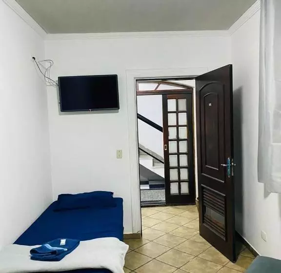 ホテル Hostel Anprado 3