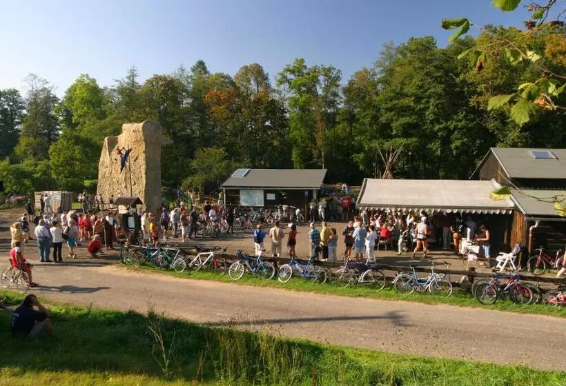 Retkeilymaja Turisticka Ubytovna Cakle