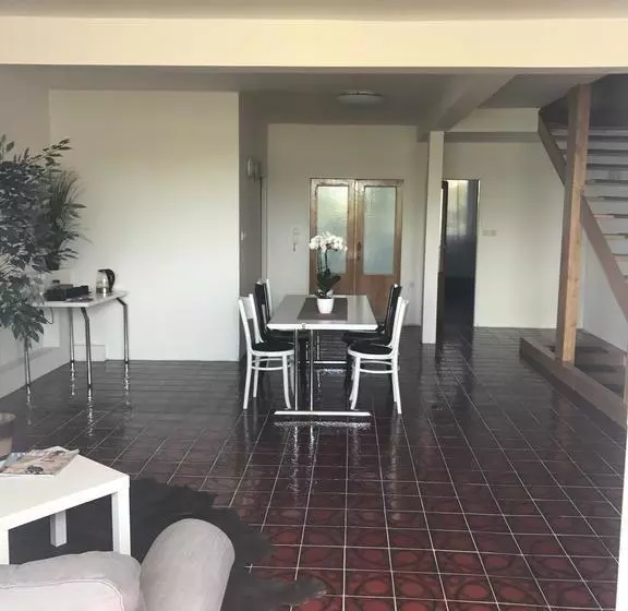 B&b Home