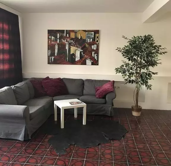 B&b Home