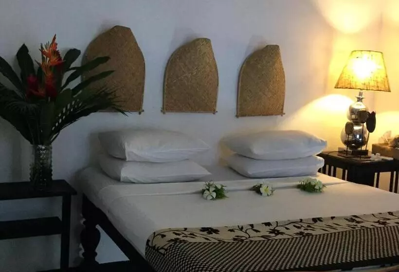 تختخواب و صبحانه Indika S Residence