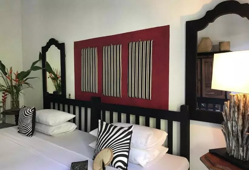 تختخواب و صبحانه Indika S Residence