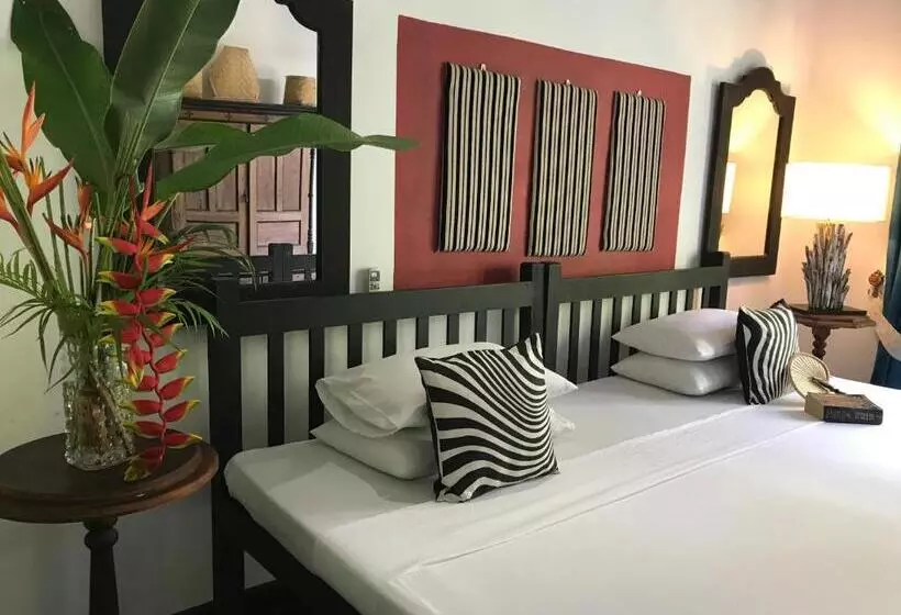 تختخواب و صبحانه Indika S Residence
