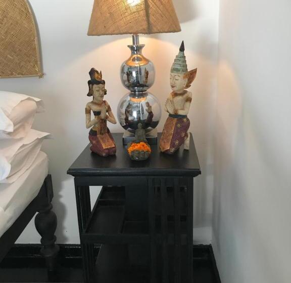 مبيت وإفطار Indika S Residence