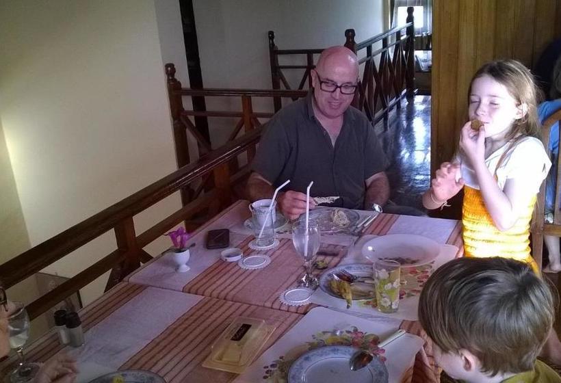 مبيت وإفطار Primrose Inn Kandy