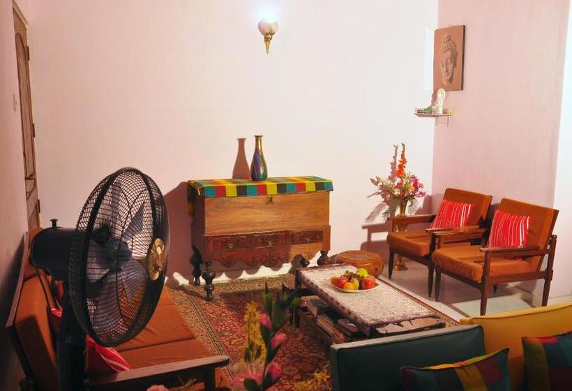 مبيت وإفطار Primrose Inn Kandy