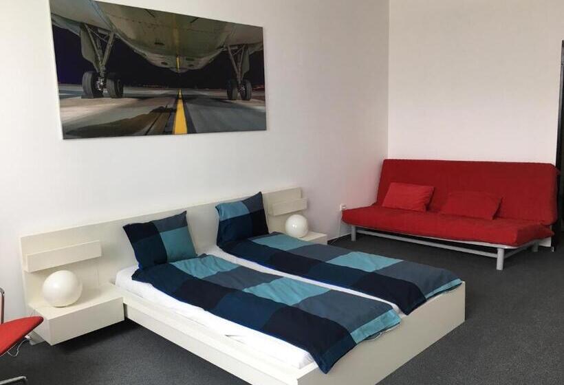 Отель Aerorooms