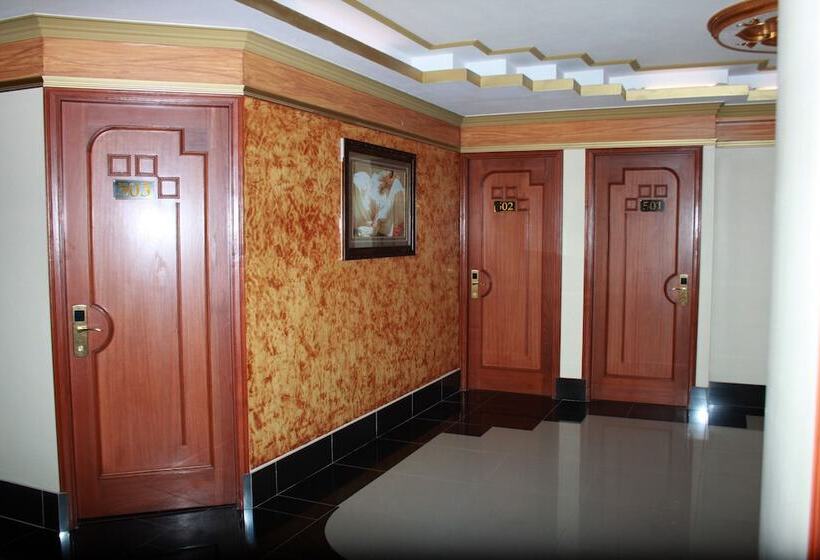 هتل Golden Palace