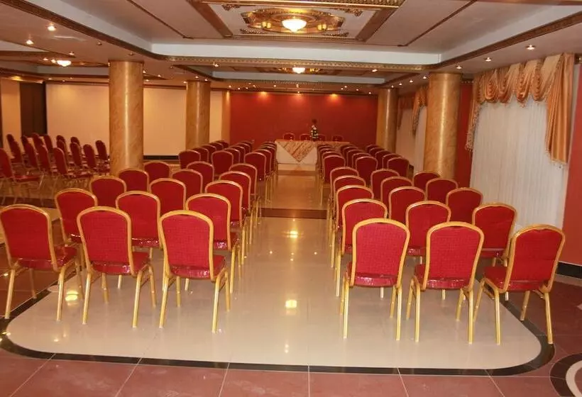 هتل Golden Palace