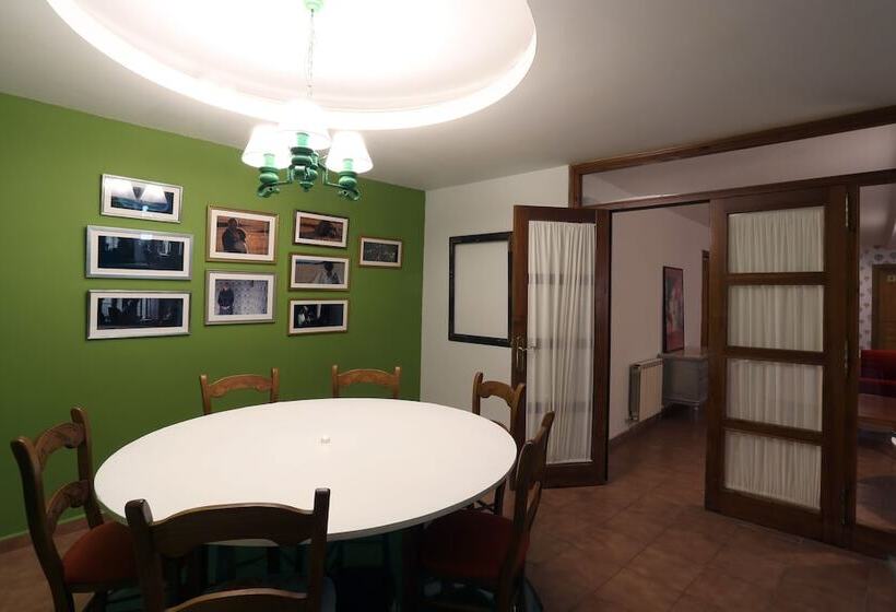 فندق Hospedería Sádaba