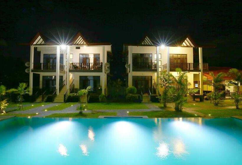 호텔 Kaminrich Cottage