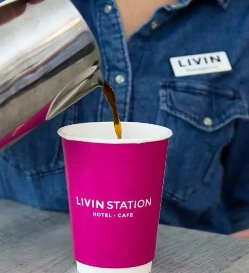 هتل Livin Station