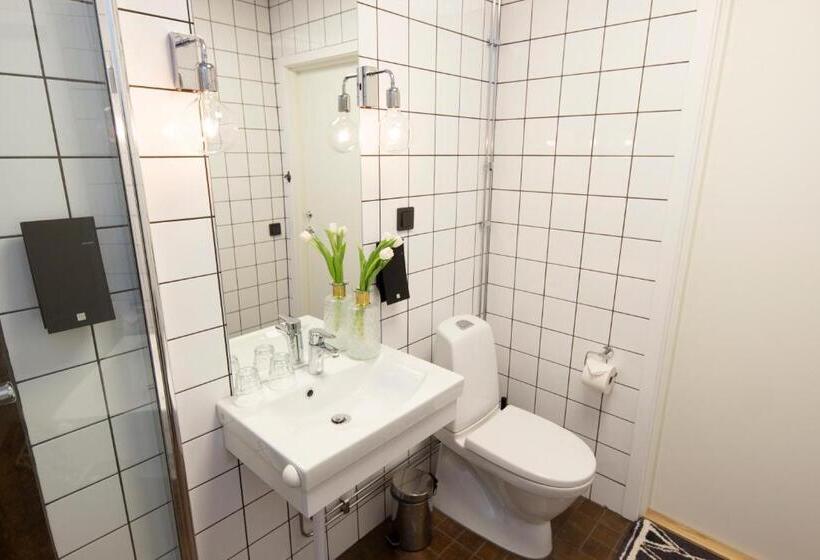 בית מלון כפרי Livin Station