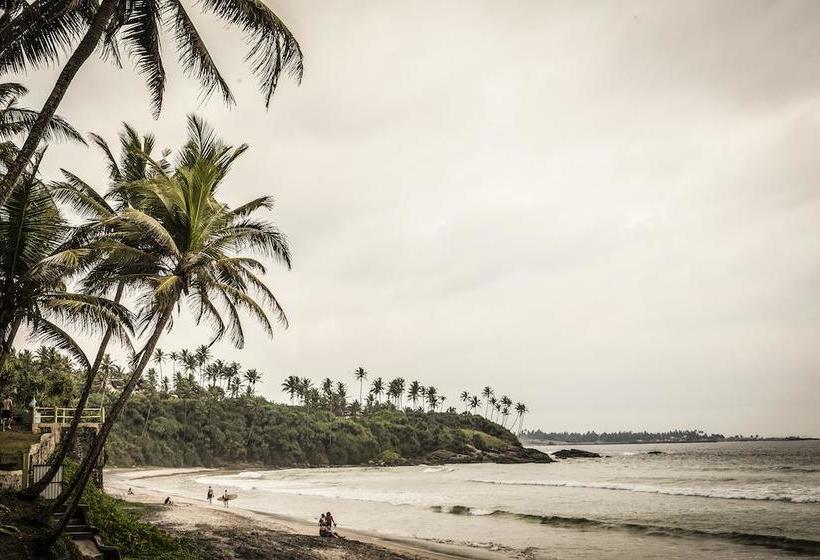 בית מלון כפרי Surf Lanka