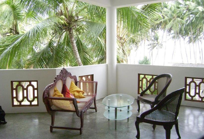 בית מלון כפרי Surf Lanka