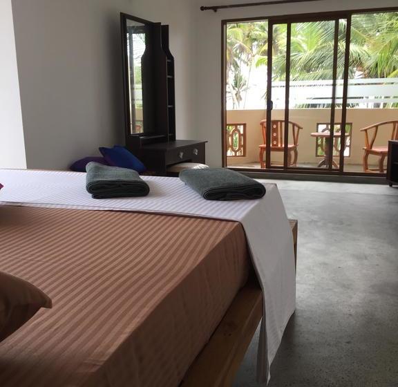 בית מלון כפרי Surf Lanka