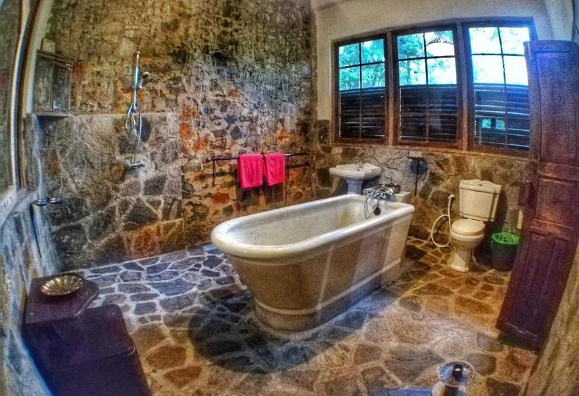 Resort The Kandy Samadhicentre