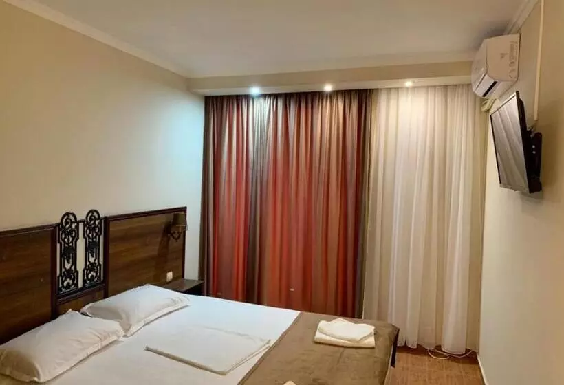 Hotelli Nalba Jupiter