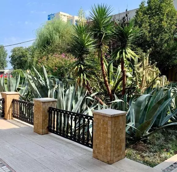 Hotelli Nalba Jupiter