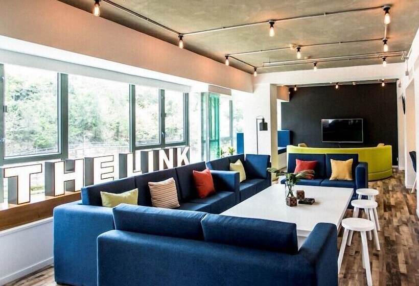 هاستل Commune   Campus Accommodation