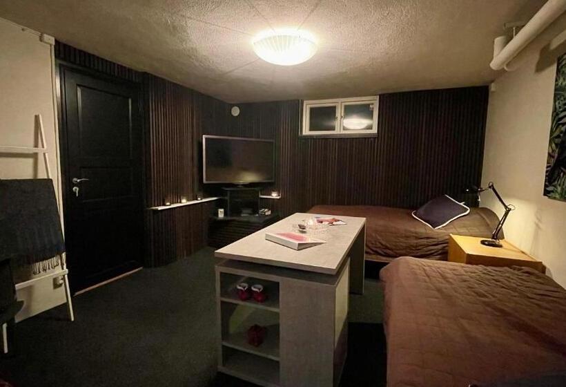 הוסטל Prinsgården B&b Rum Stugor