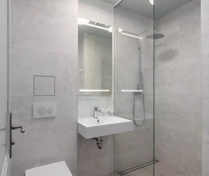 هاستل Roze Park Rooms