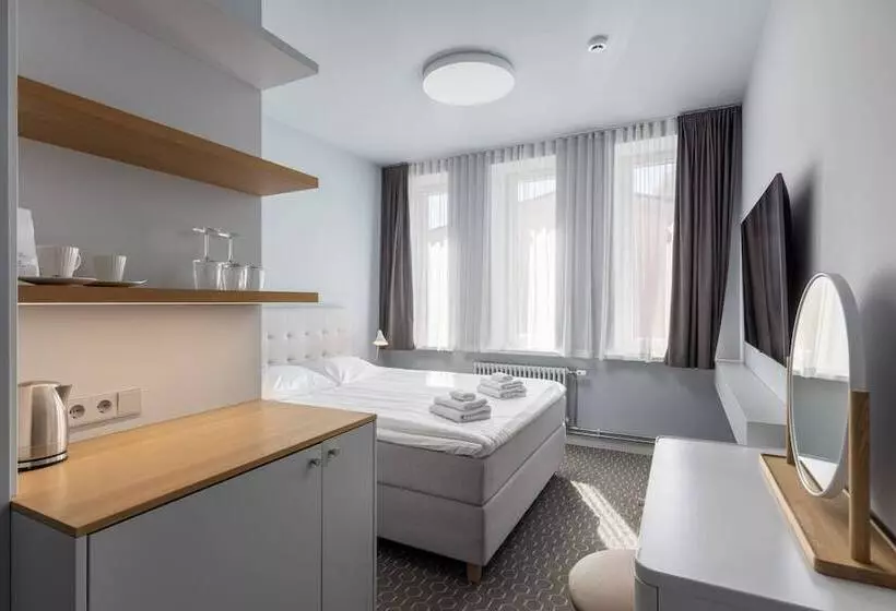 هاستل Roze Park Rooms
