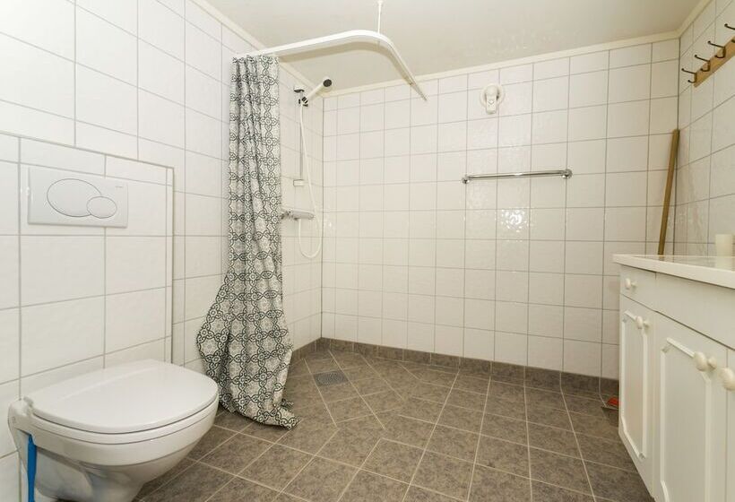 הוסטל Statsbuene I Kabelvåg