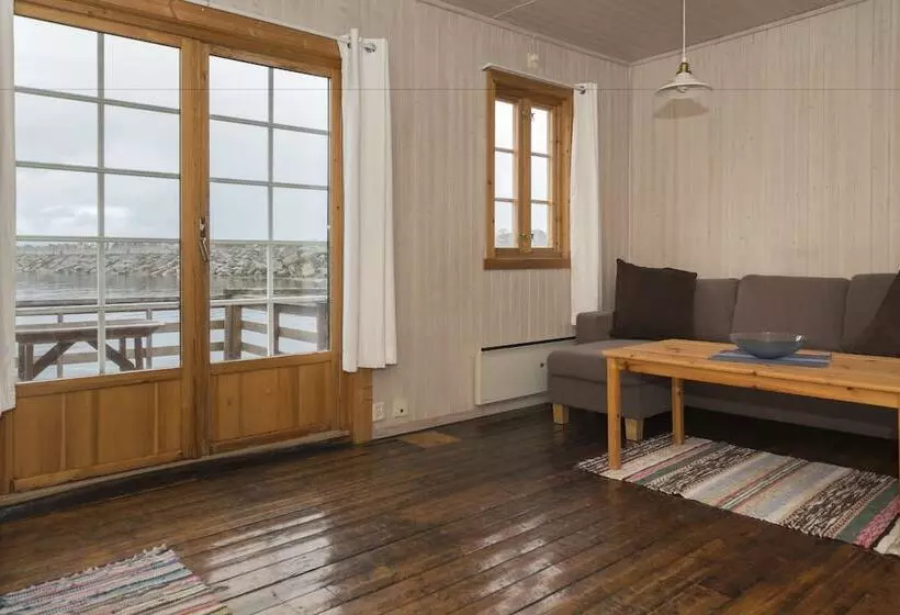 Retkeilymaja Statsbuene I Kabelvåg