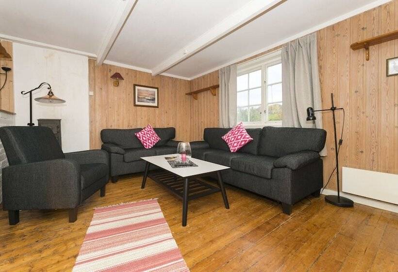 הוסטל Statsbuene I Kabelvåg