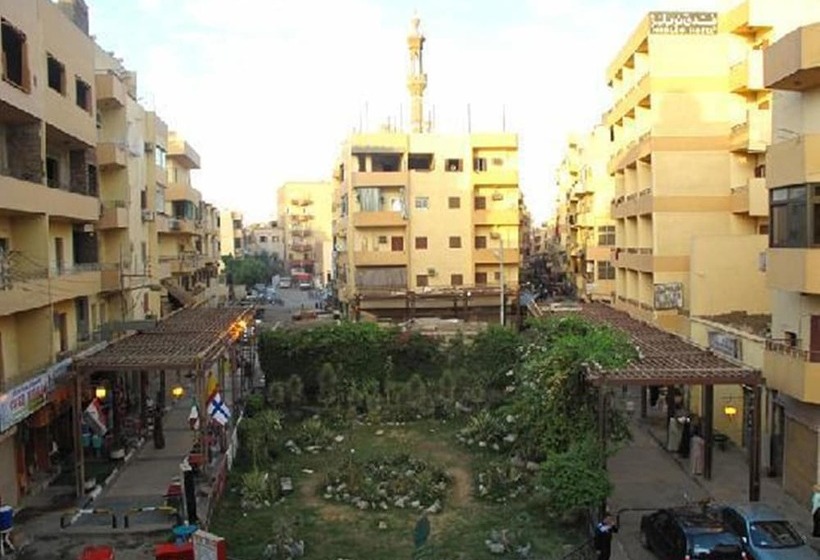 هاستل Venus Hotel Luxor 日本人 大歓迎