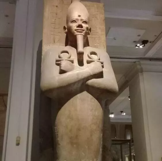 هاستل Venus Hotel Luxor 日本人 大歓迎