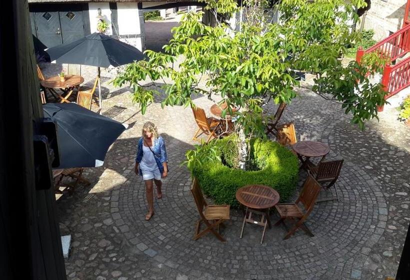 تختخواب و صبحانه Killegården På Kivik